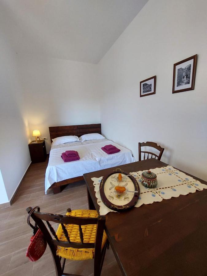 Guest House Gorani Berat Exterior foto