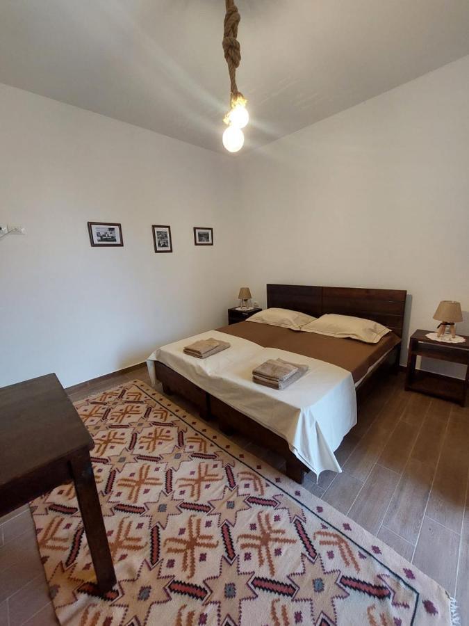 Guest House Gorani Berat Exterior foto